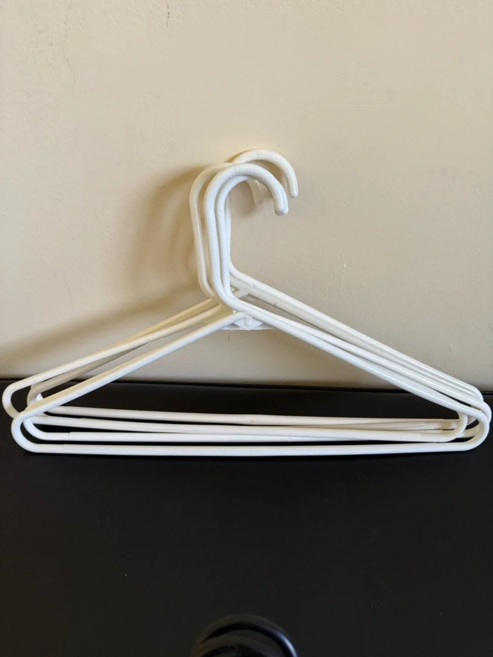 15Pack Mixed Plastic Hangers Notched Durable Clothes Storage Organize Multicolor